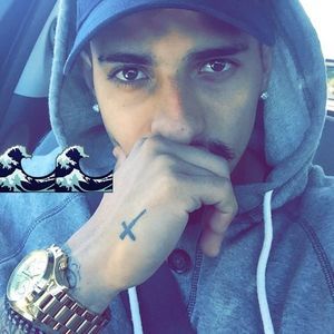 Meet your Posher, Eduardo